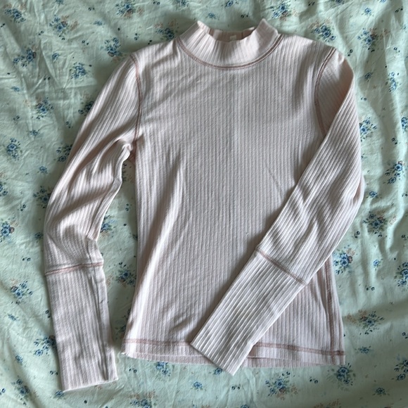 Free People Light Pink Long Sleeve - Picture 2 of 4